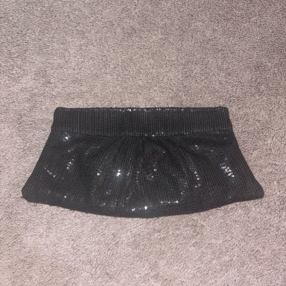 Sequin Cluth